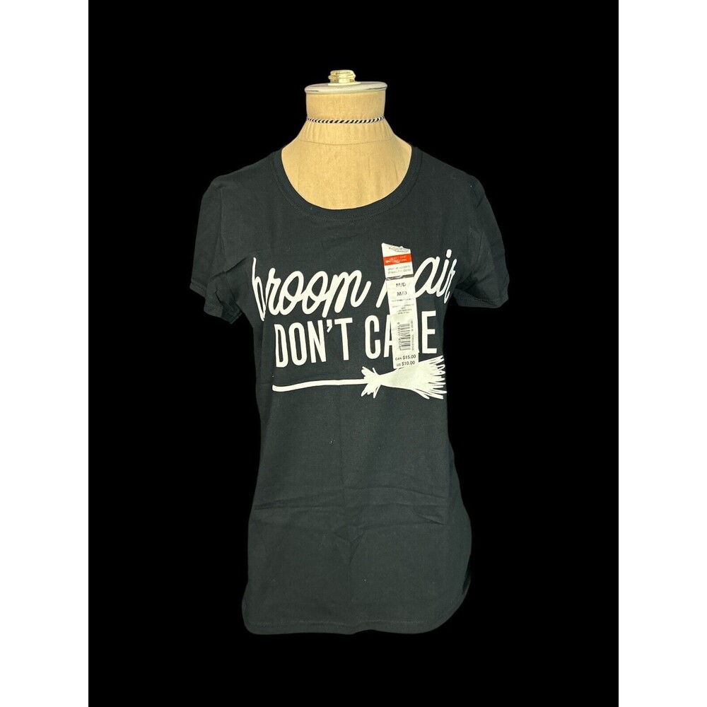 Halloween T-Shirt Women's Medium Black Short Sleeve Crewneck Casual Broom Hair M